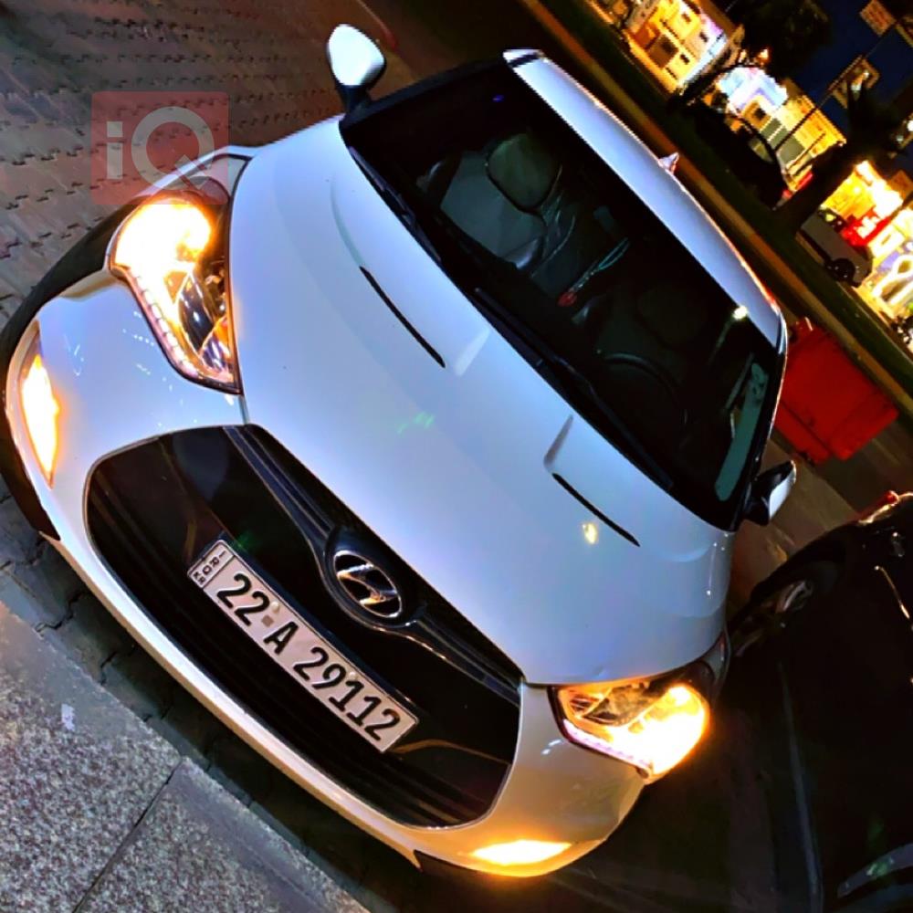 Hyundai Veloster